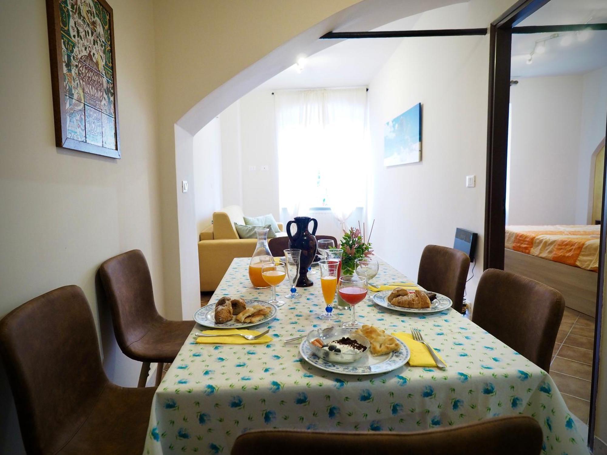 Apartment Dimora Del Molo 1 Acquario - Genovabnb It *